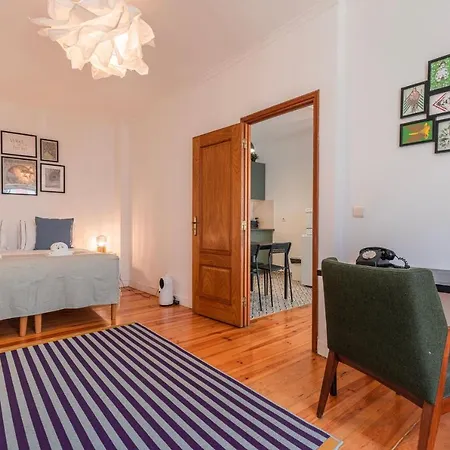 Classy And Charming By Lovelystay Lisbon